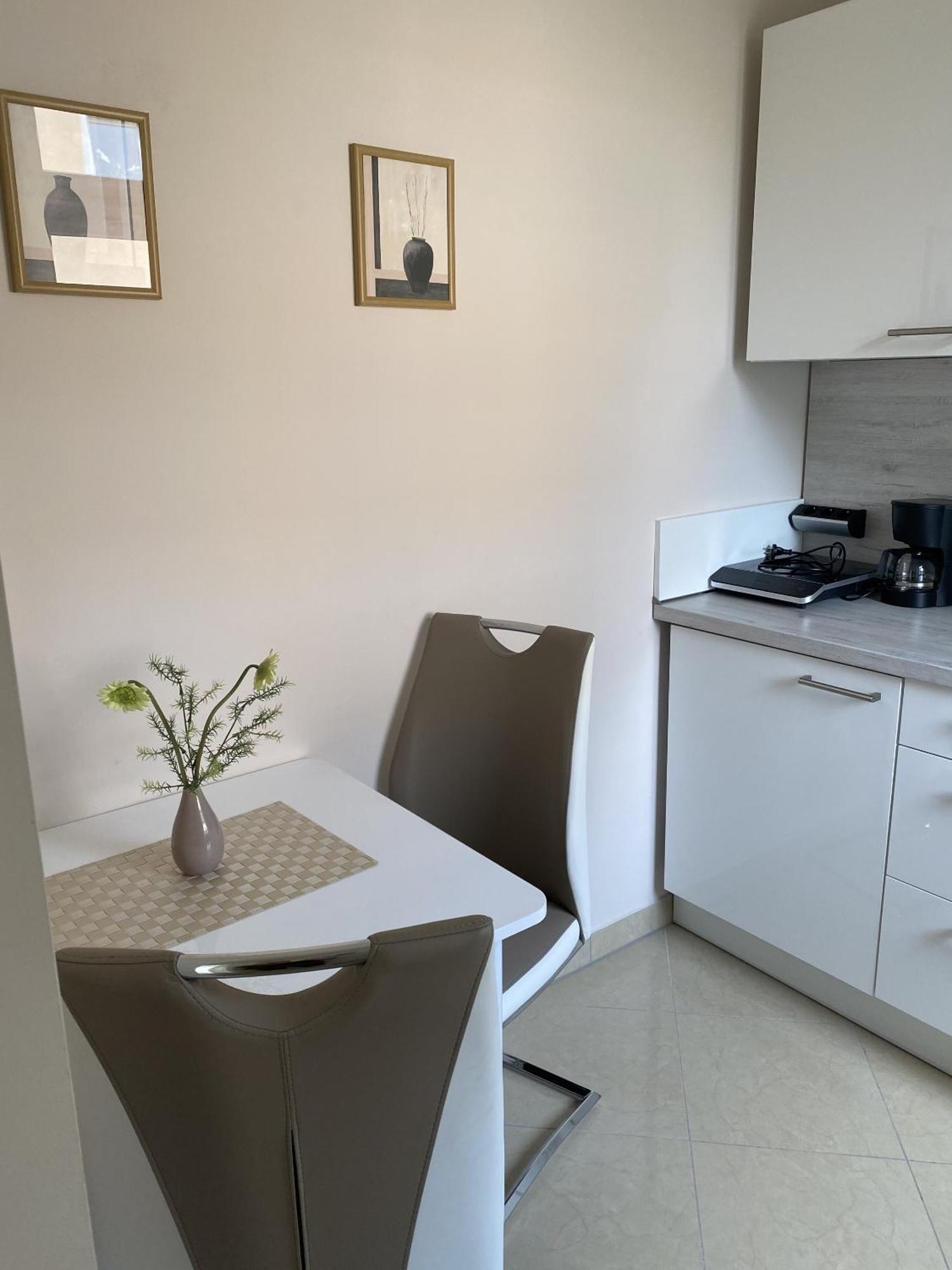 Apartments Und Zimmer Gaestehaus Matthias Dresden Phòng bức ảnh